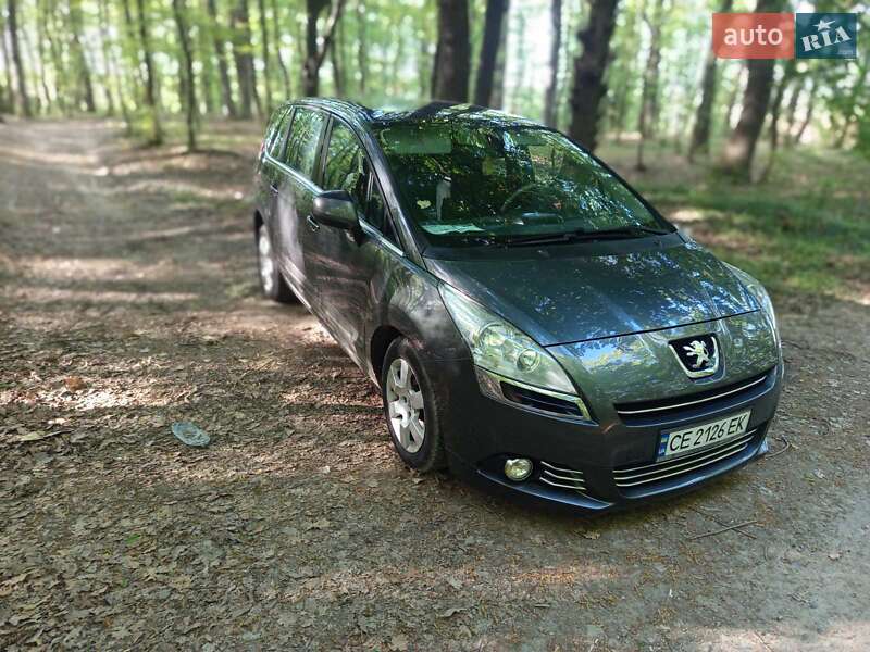 Мікровен Peugeot 5008 2010 в Чернівцях