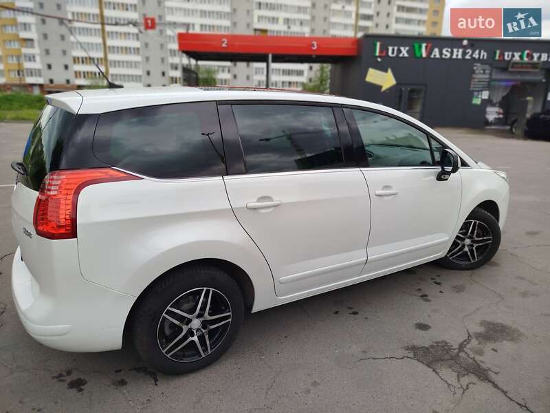 Мікровен Peugeot 5008 2010 в Львові