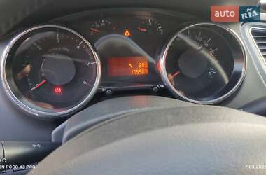 Мікровен Peugeot 5008 2014 в 
