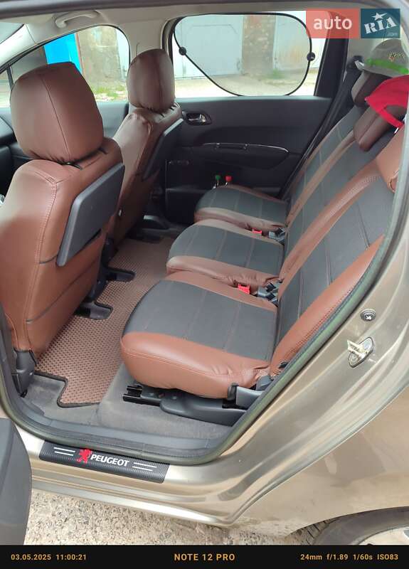 Мікровен Peugeot 5008 2011 в Києві