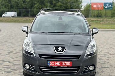 Мікровен Peugeot 5008 2011 в 