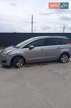 Микровэн Peugeot 5008 2014 в 