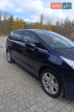Мікровен Peugeot 5008 2010 в 