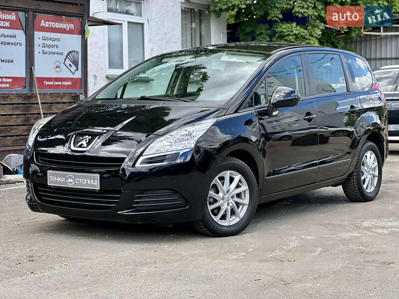Микровэн Peugeot 5008 2013 в 