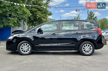 Микровэн Peugeot 5008 2013 в 