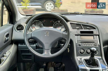 Микровэн Peugeot 5008 2013 в 