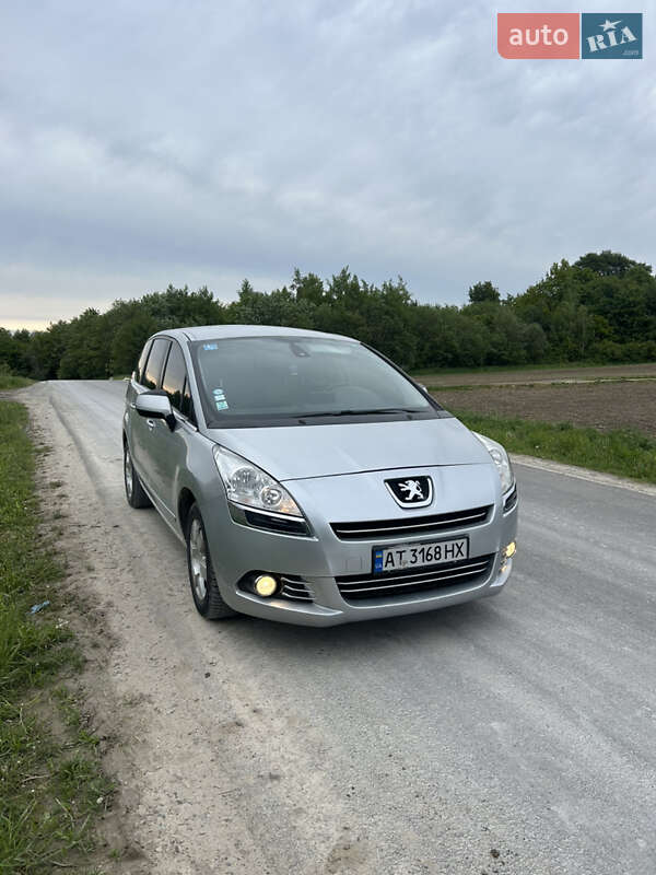 Мікровен Peugeot 5008 2010 в Івано-Франківську