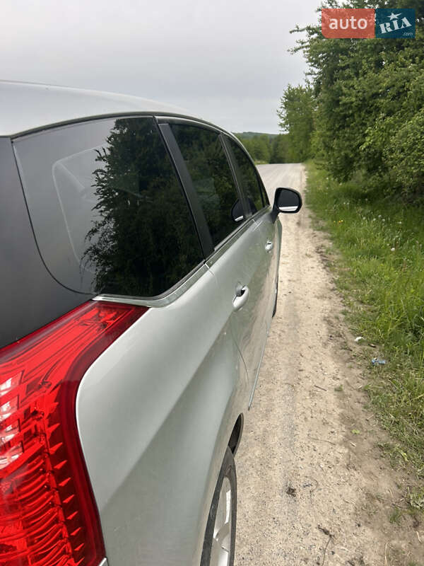Мікровен Peugeot 5008 2010 в Івано-Франківську