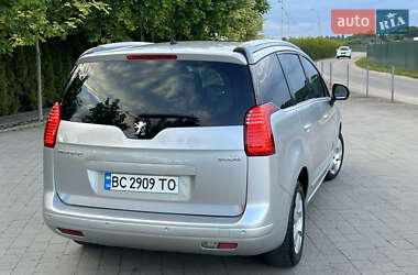 Микровэн Peugeot 5008 2011 в 