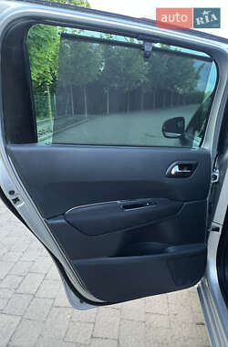 Микровэн Peugeot 5008 2011 в 