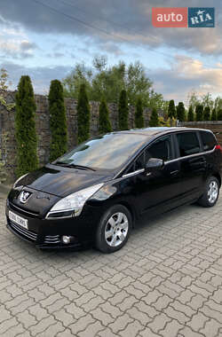 Мікровен Peugeot 5008 2013 в 