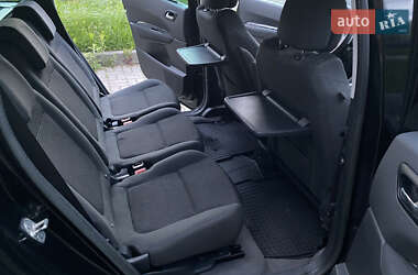 Мікровен Peugeot 5008 2013 в 