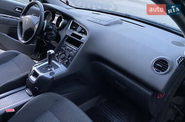 Мікровен Peugeot 5008 2013 в 