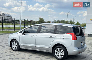 Микровэн Peugeot 5008 2010 в 