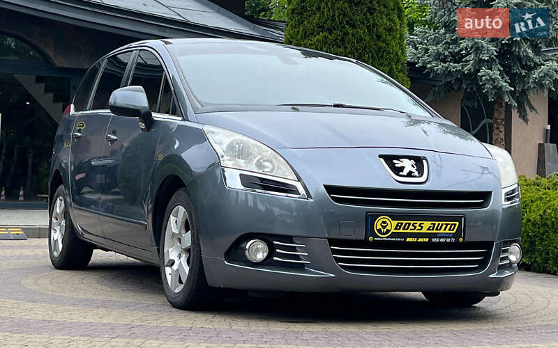 Peugeot 5008 2011