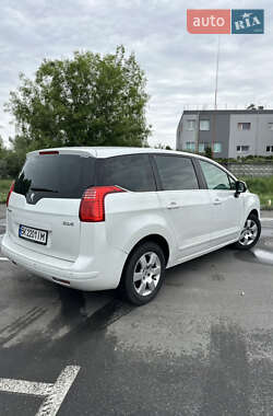 Мікровен Peugeot 5008 2011 в 