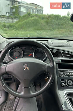 Мікровен Peugeot 5008 2011 в 