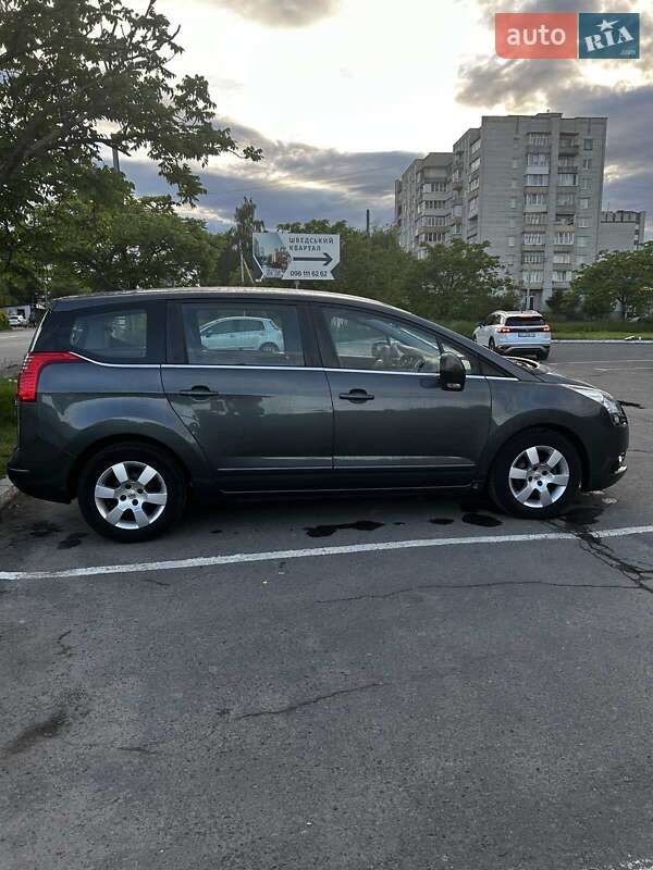 Мікровен Peugeot 5008 2013 в Дрогобичі