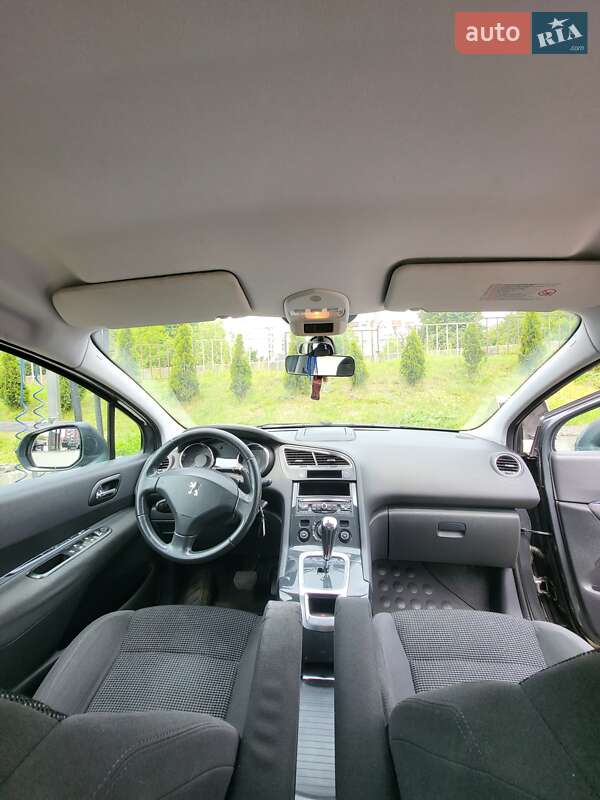Мікровен Peugeot 5008 2013 в Дрогобичі