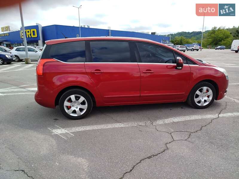 Мікровен Peugeot 5008 2009 в Чернівцях