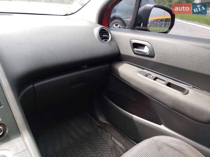 Мікровен Peugeot 5008 2009 в Чернівцях