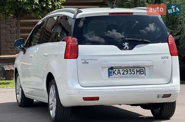 Микровэн Peugeot 5008 2010 в 