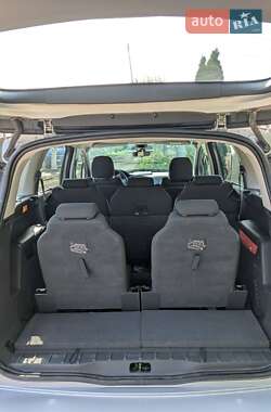 Микровэн Peugeot 5008 2014 в 