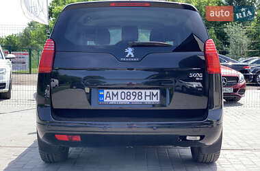 Мікровен Peugeot 5008 2014 в 