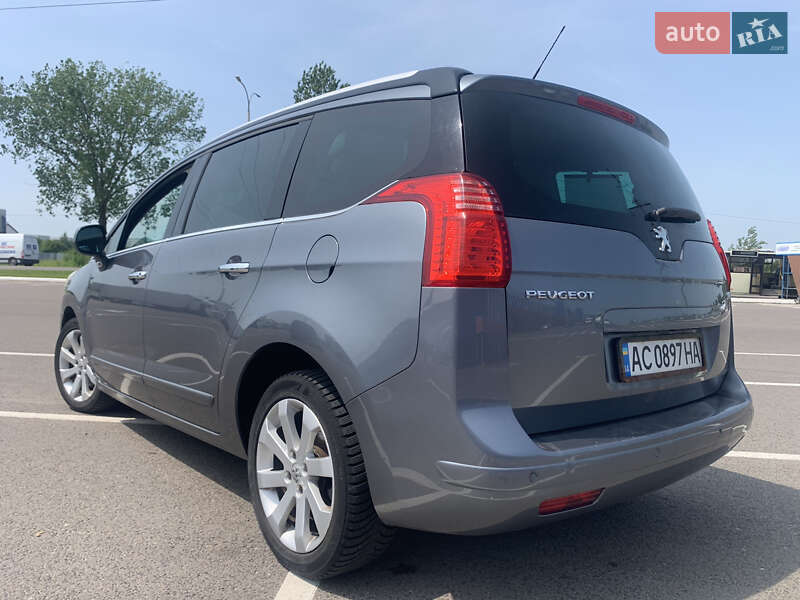 Микровэн Peugeot 5008 2011 в Луцке