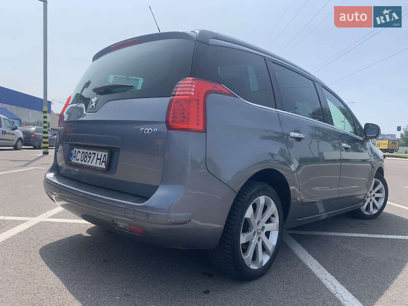 Микровэн Peugeot 5008 2011 в Луцке