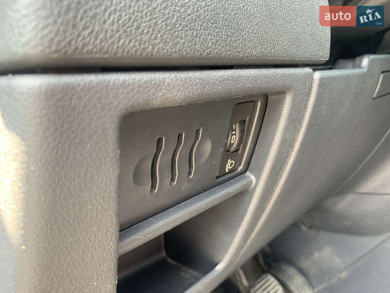 Микровэн Peugeot 5008 2011 в Луцке