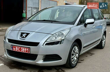 Микровэн Peugeot 5008 2010 в Ровно