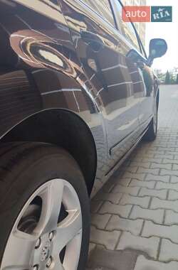 Микровэн Peugeot 5008 2011 в 