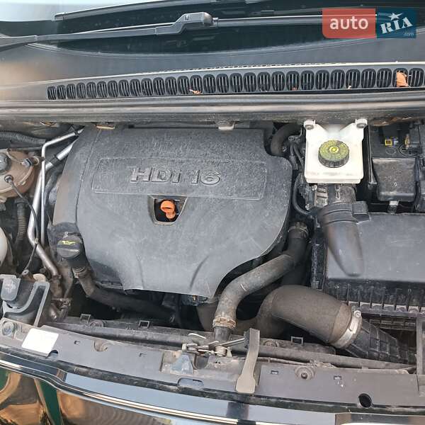 Микровэн Peugeot 5008 2011 в Золочеве