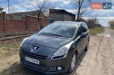 Микровэн Peugeot 5008 2010 в Валках