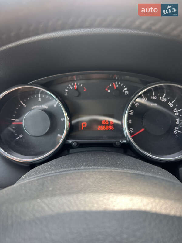 Мікровен Peugeot 5008 2016 в Львові