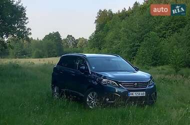 Позашляховик / Кросовер Peugeot 5008 2018 в Житомирі