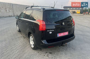 Микровэн Peugeot 5008 2011 в 