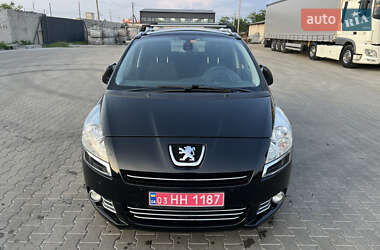 Микровэн Peugeot 5008 2011 в 