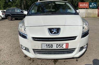 Микровэн Peugeot 5008 2013 в 