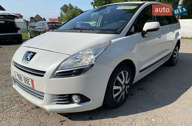 Микровэн Peugeot 5008 2013 в 