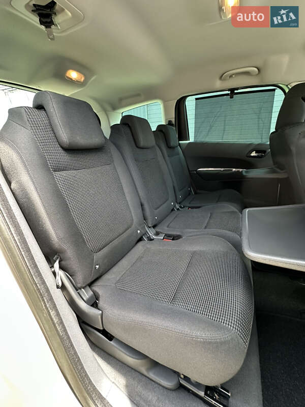 Мікровен Peugeot 5008 2012 в Львові