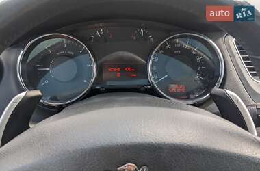 Мікровен Peugeot 5008 2011 в Рівному