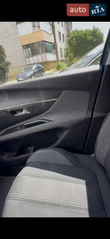 Внедорожник / Кроссовер Peugeot 5008 2018 в Стрые фото 78 Внедорожник / Кроссовер Peugeot 5008 2018 в Стрые