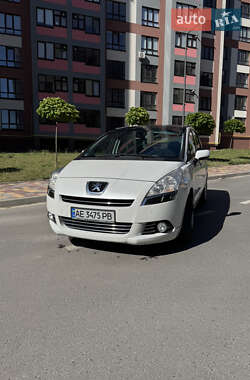 Мікровен Peugeot 5008 2011 в Тернополі
