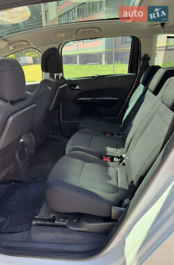 Микровэн Peugeot 5008 2011 в 
