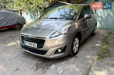 Микровэн Peugeot 5008 2014 в Николаеве