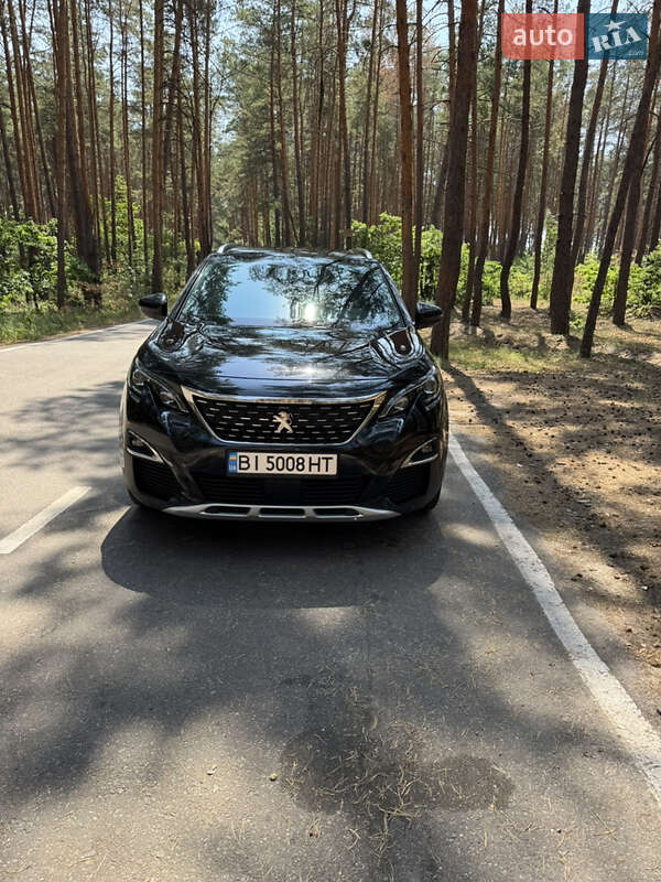 Внедорожник / Кроссовер Peugeot 5008 2017 в Полтаве
