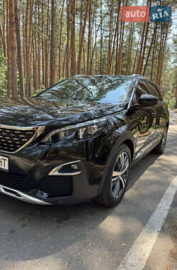 Позашляховик / Кросовер Peugeot 5008 2017 в Полтаві