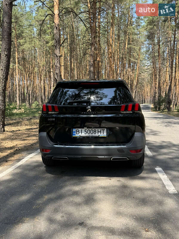 Внедорожник / Кроссовер Peugeot 5008 2017 в Полтаве